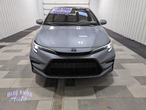 2025 Toyota Corolla Hybrid SE