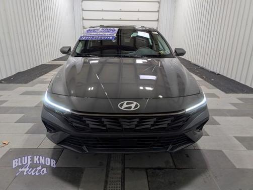 2025 Hyundai ELANTRA SEL