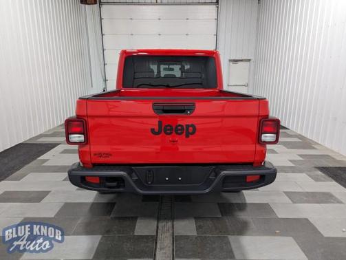 2024 Jeep Gladiator Nighthawk
