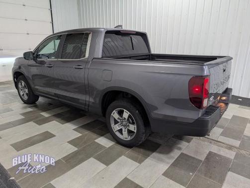 Modern Steel Metallic 2025 Honda Ridgeline RTL
