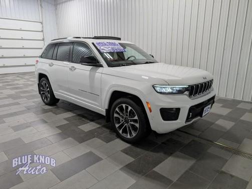 2022 Jeep Grand Cherokee Overland