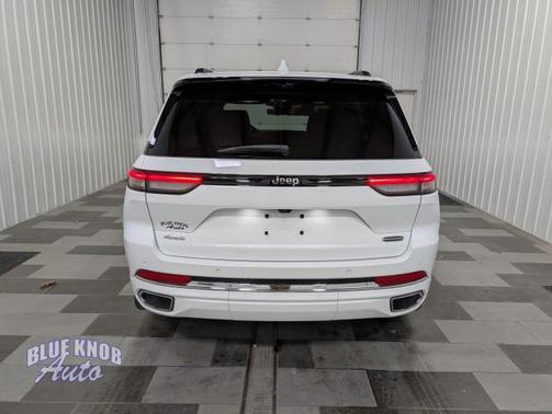 2022 Jeep Grand Cherokee Overland