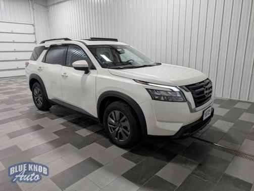 2024 Nissan Pathfinder SV 4WD
