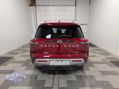 2024 Nissan Pathfinder Platinum 4WD