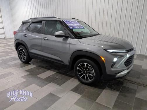 Sterling Gray Metallic 2025 Chevrolet Trailblazer LT