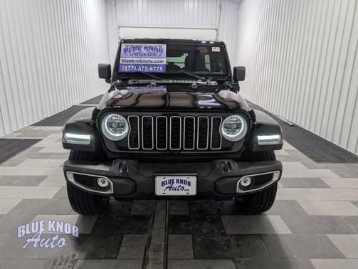 Black Clearcoat 2025 Jeep Wrangler 4xe Sahara