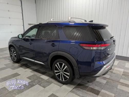 2024 Nissan Pathfinder Platinum 4WD
