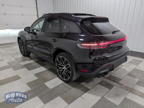 2023 Porsche Macan Base (PDK)
