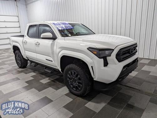 2025 Toyota Tacoma SR
