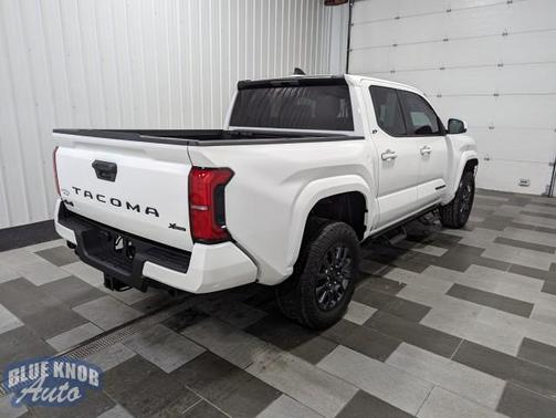 2025 Toyota Tacoma SR
