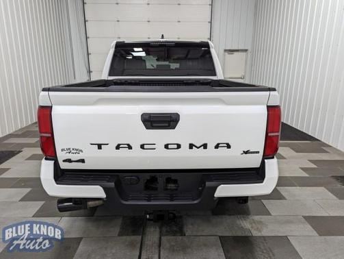 2025 Toyota Tacoma SR