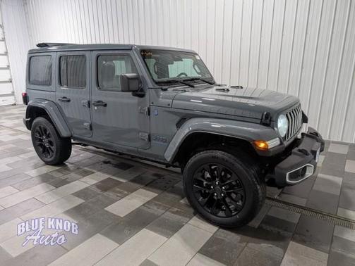 2025 Jeep Wrangler 4xe Sahara