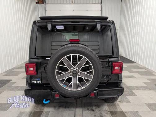 2023 Jeep Wrangler 4xe Sahara High Altitude