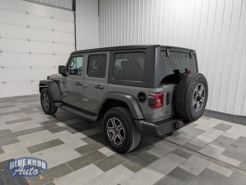 2022 Jeep Wrangler Unlimited Sport