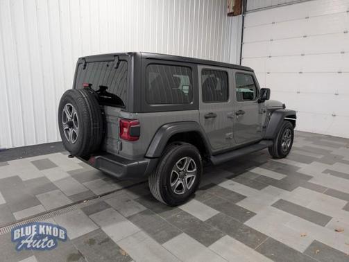 2022 Jeep Wrangler Unlimited Sport