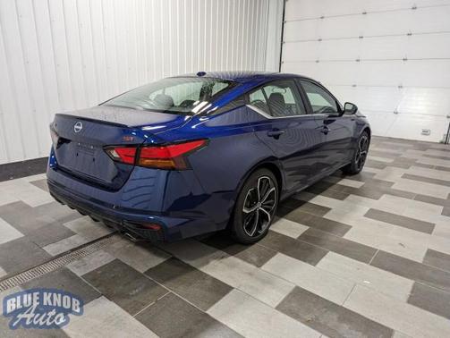 2024 Nissan Altima SR FWD