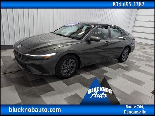 2024 Hyundai ELANTRA SEL