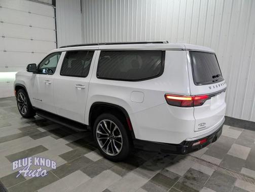Bright White Clearcoat 2023 Jeep Wagoneer L Series II 4x4