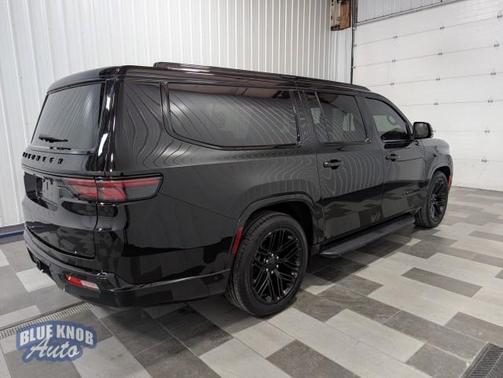 2024 Jeep Wagoneer L Series II Carbide 4x4