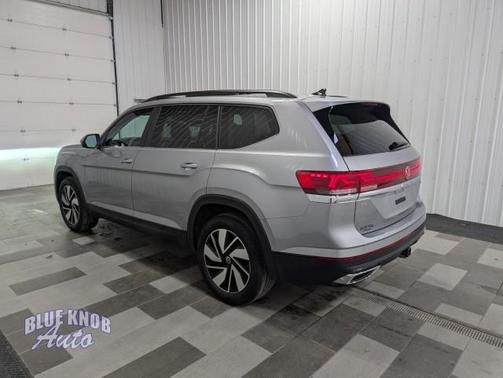 2025 Volkswagen Atlas 2.0T SE w/Technology 4MOTION