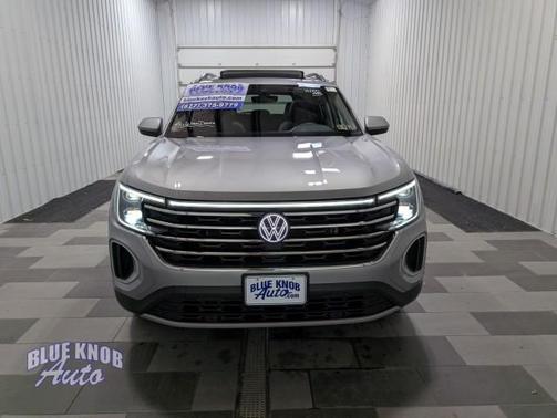 2025 Volkswagen Atlas 2.0T SE w/Technology 4MOTION