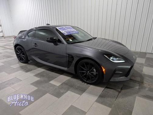 2025 Toyota GR86 Premium