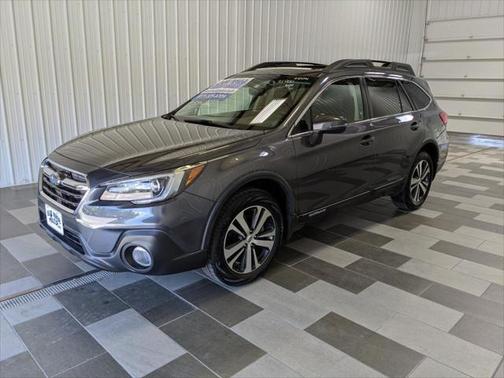 Photo 1 of 20 of 2019 Subaru Outback 3.6R Limited