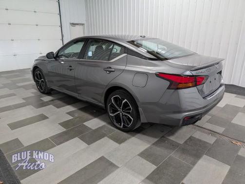 2023 Nissan Altima SR Intelligent AWD