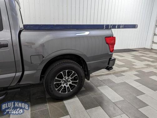 2024 Nissan Titan SV