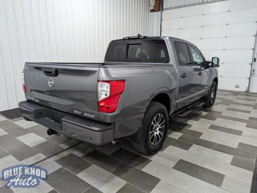 2024 Nissan Titan SV