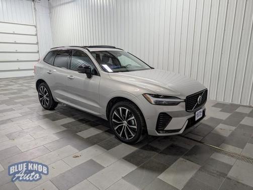 2025 Volvo XC60 B5 Plus