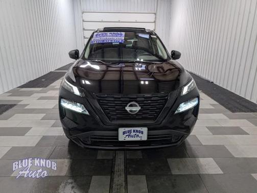 Super Black 2023 Nissan Rogue SV