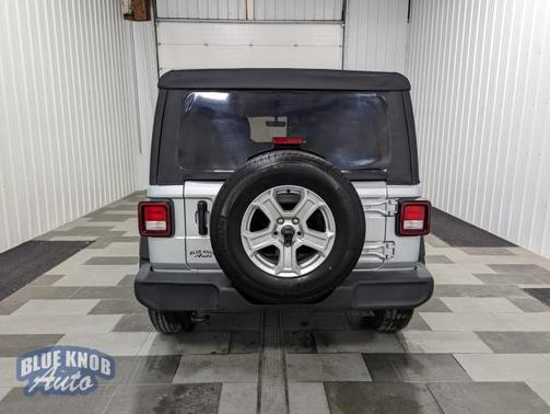 2022 Jeep Wrangler Unlimited Sport
