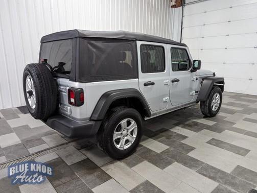 2022 Jeep Wrangler Unlimited Sport