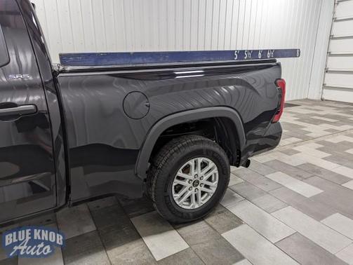 2022 Toyota Tundra SR5