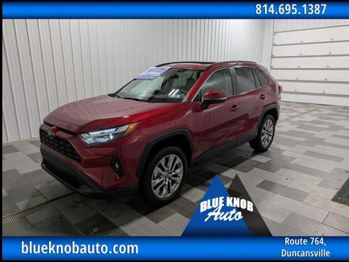 2025 Toyota RAV4 XLE Premium