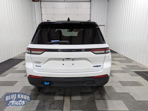 2023 Jeep Grand Cherokee 4xe Trailhawk