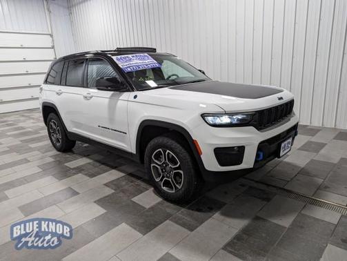 2023 Jeep Grand Cherokee 4xe Trailhawk