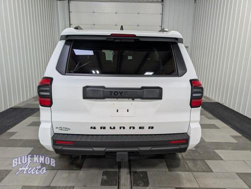 2025 Toyota 4Runner TRD Off Road