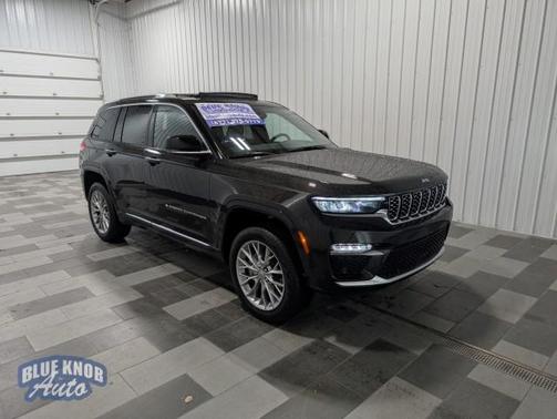 2023 Jeep Grand Cherokee Summit