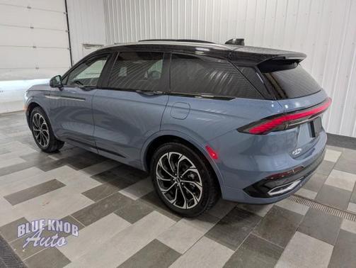 2025 Lincoln Nautilus Reserve