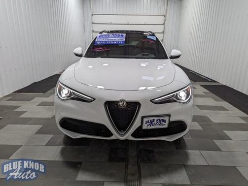 2022 Alfa Romeo Stelvio Ti