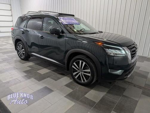 Obsidian Green Pearl 2024 Nissan Pathfinder Platinum 4WD