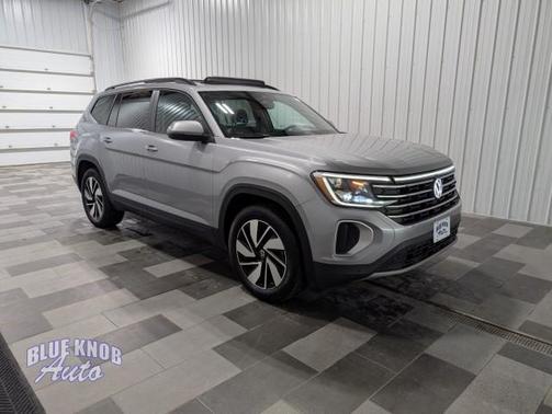 Silver Mist Metallic 2024 Volkswagen Atlas 2.0T SE w/Technology 4MOTION