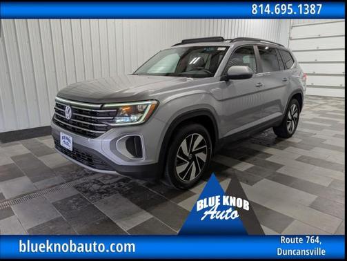 Silver Mist Metallic 2024 Volkswagen Atlas 2.0T SE w/Technology 4MOTION