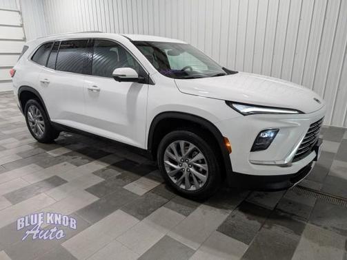 2025 Buick Enclave Preferred FWD