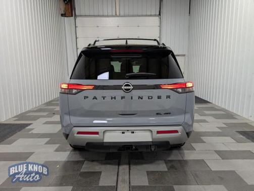 2024 Nissan Pathfinder SL 4WD