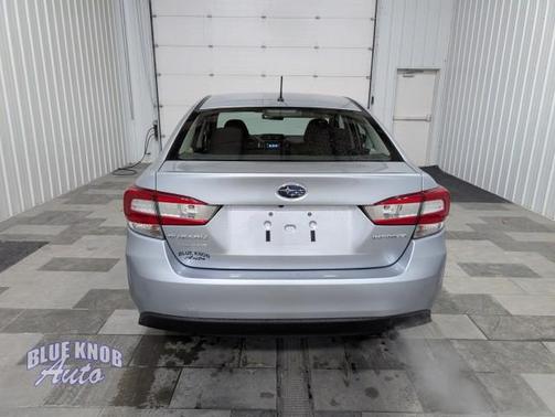 2019 Subaru Impreza 2.0i