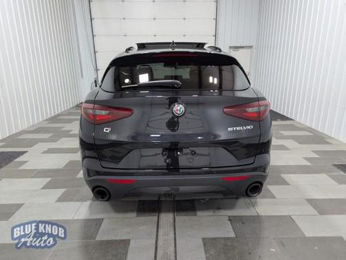 2022 Alfa Romeo Stelvio Sprint