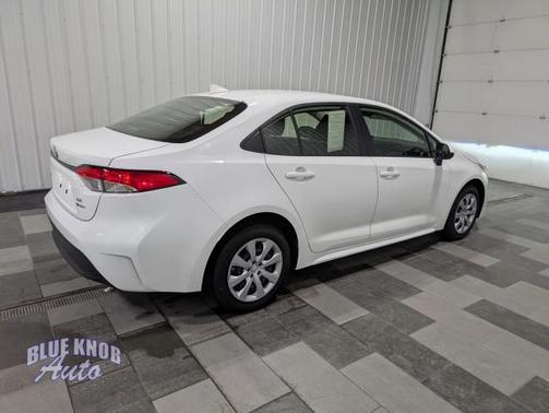 2025 Toyota Corolla Hybrid LE